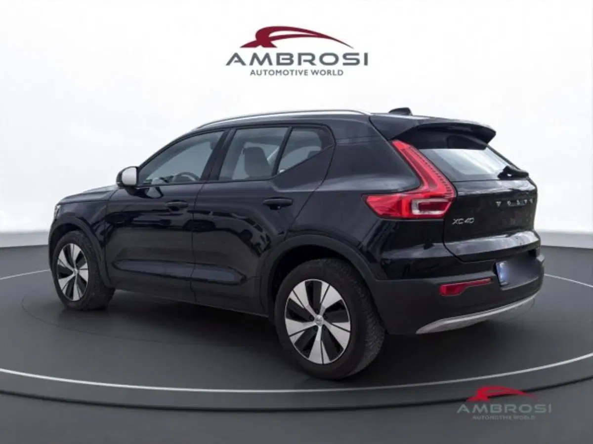 Volvo XC40 usata a Perugia (4)