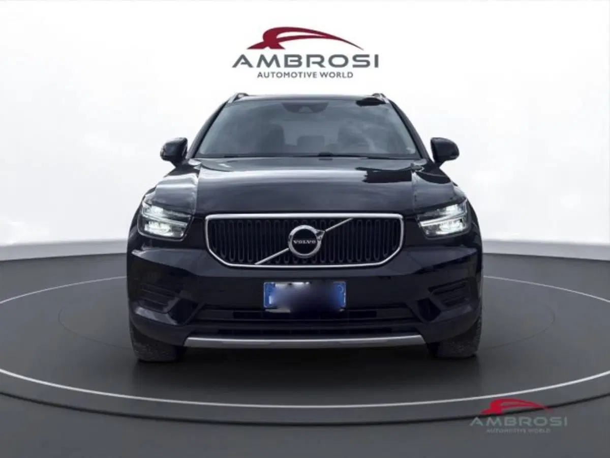 Volvo XC40 usata a Perugia (7)