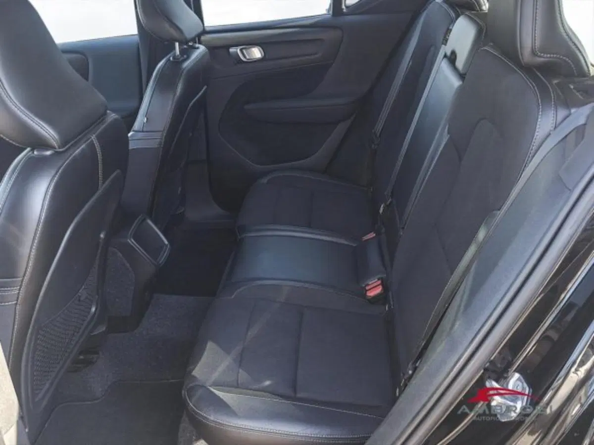 Volvo XC40 usata a Perugia (10)