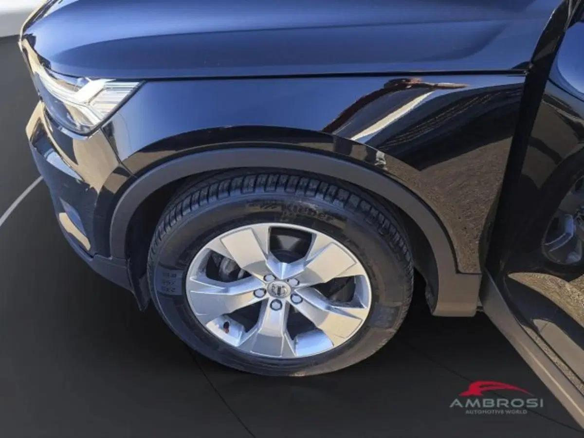 Volvo XC40 usata a Perugia (13)
