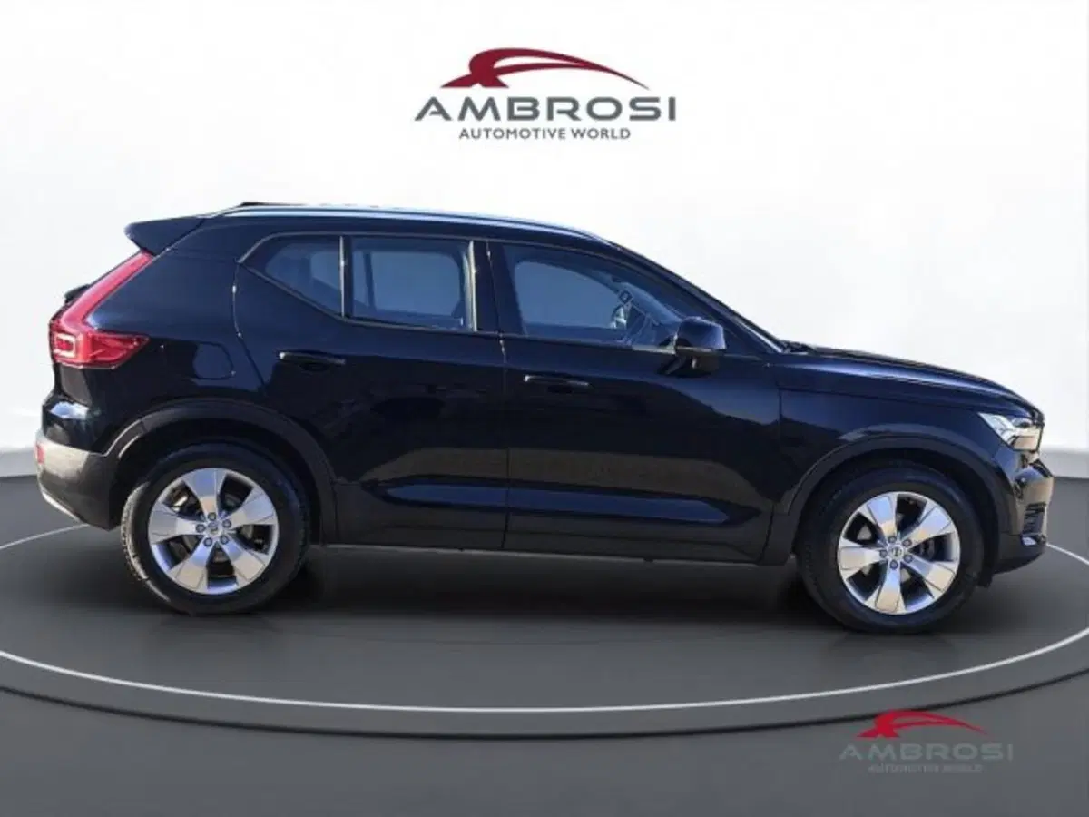 Volvo XC40 usata a Perugia (5)