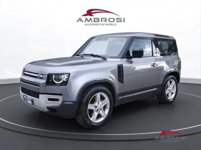Land Rover Defender 90 3.0d i6 mhev S awd 200cv auto del 2021 usata a Corciano