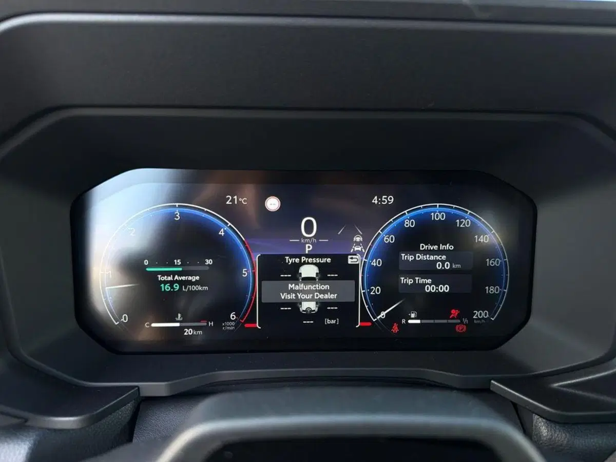 Toyota Land Cruiser nuova a Vicenza (8)