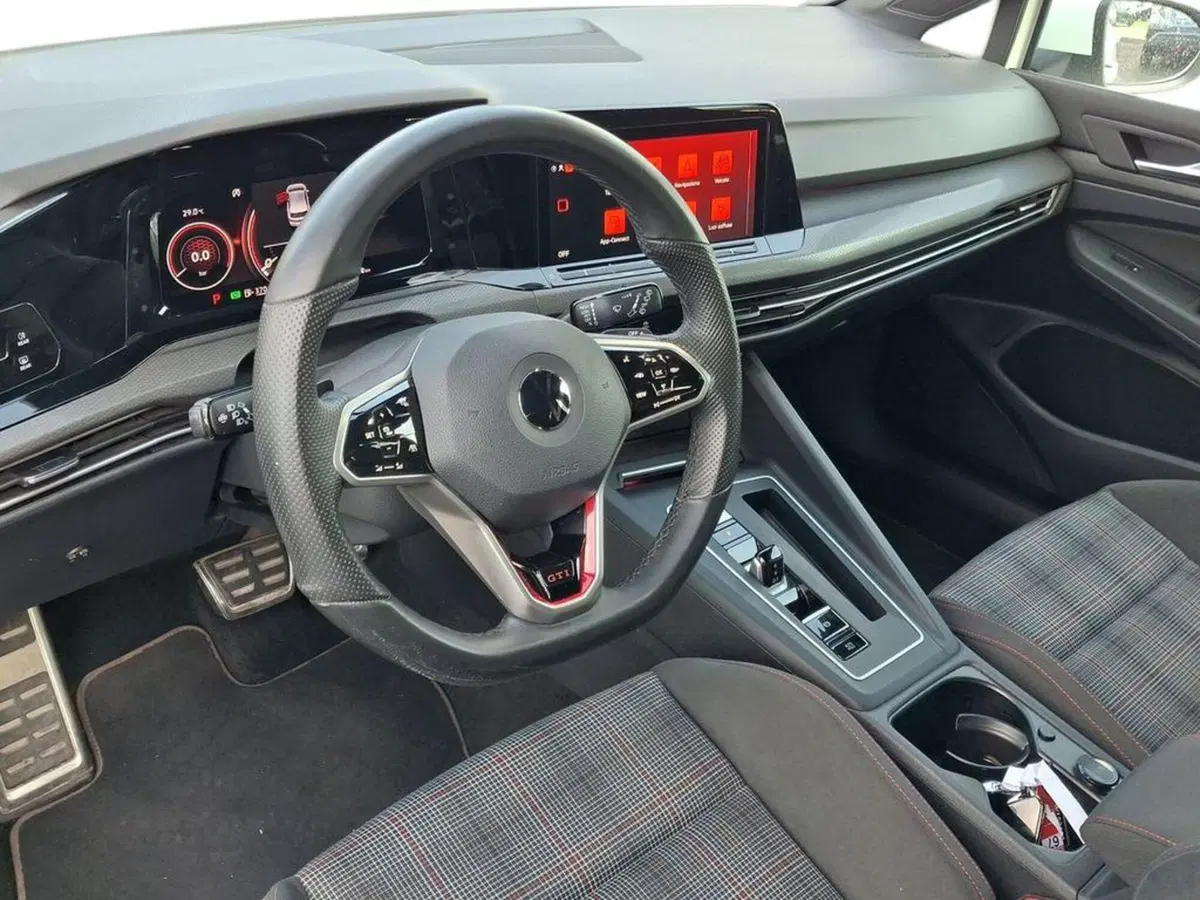 Volkswagen Golf usata a Roma (7)