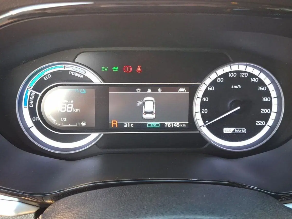 Kia Niro usata a Roma (6)