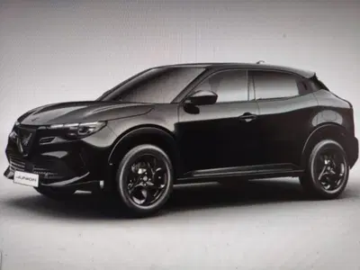 Alfa Romeo Junior 1.2 ibrida Ti 145cv edct6 nuova a Cesena