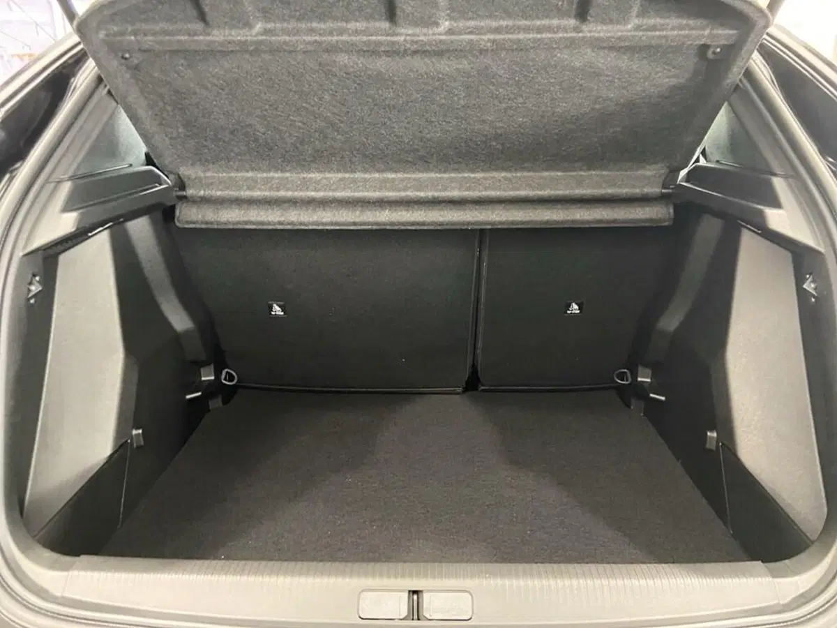 Peugeot 2008 nuova a Torino (9)