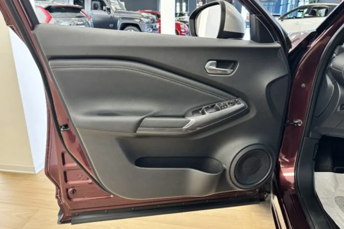 Nissan Juke usata a Latina (12)