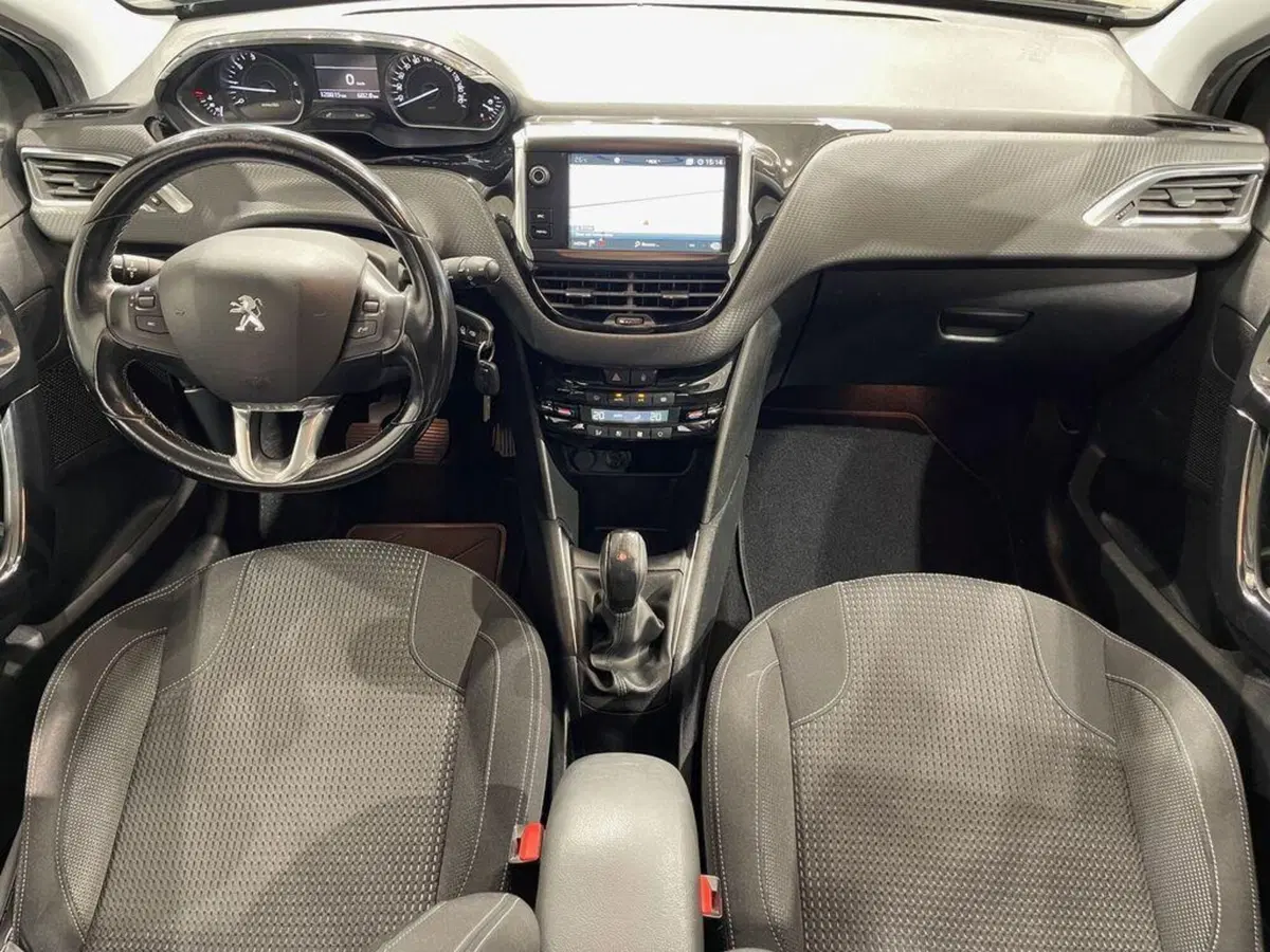 Peugeot 208 usata a Sondrio (12)