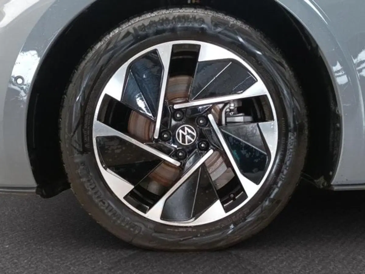 Volkswagen ID.3 usata a Milano (15)