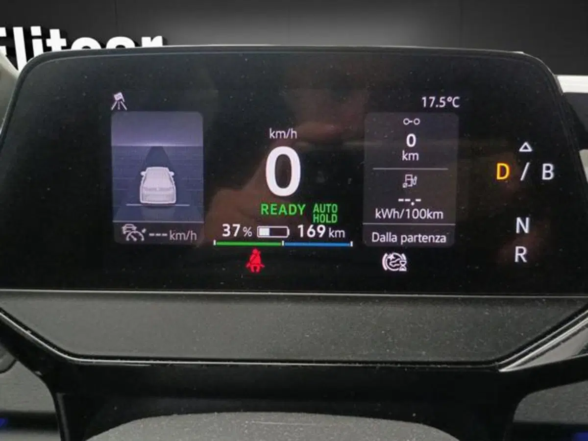 Volkswagen ID.3 usata a Milano (16)