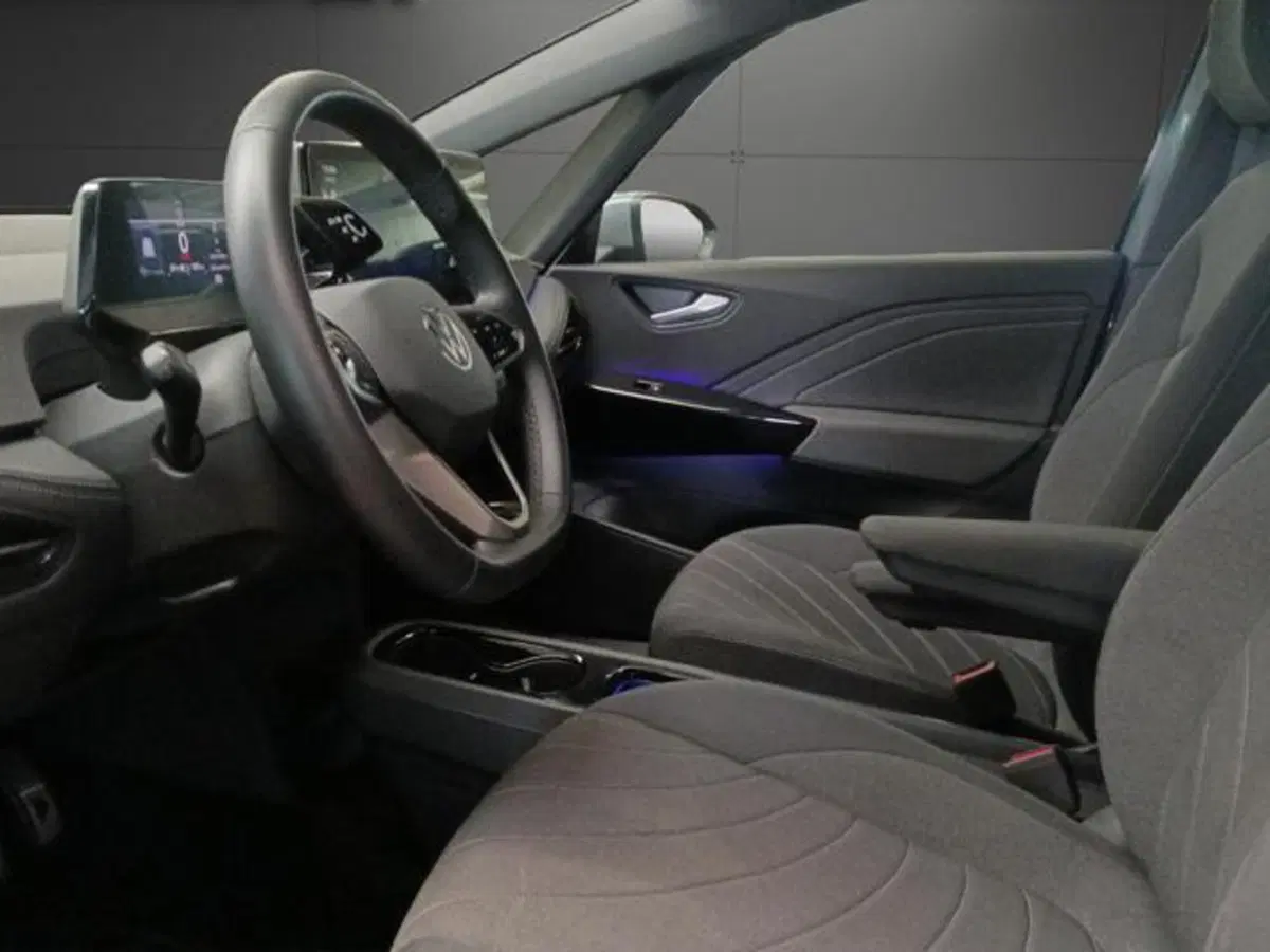 Volkswagen ID.3 usata a Milano (7)