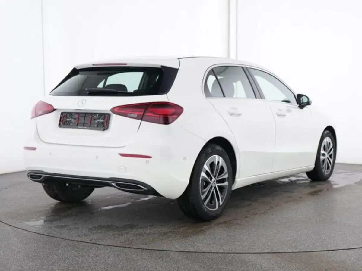 Mercedes-Benz Classe A Sedan usata a Novara (3)