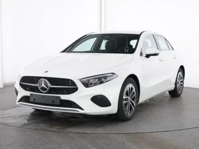 Mercedes-Benz Classe A Sedan 180 Progressive Advanced Plus auto del 2025 usata a Dormelletto