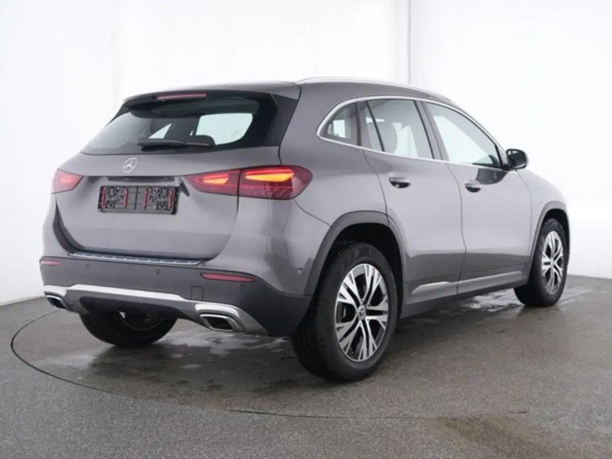 Mercedes-Benz GLA SUV usata a Novara (3)