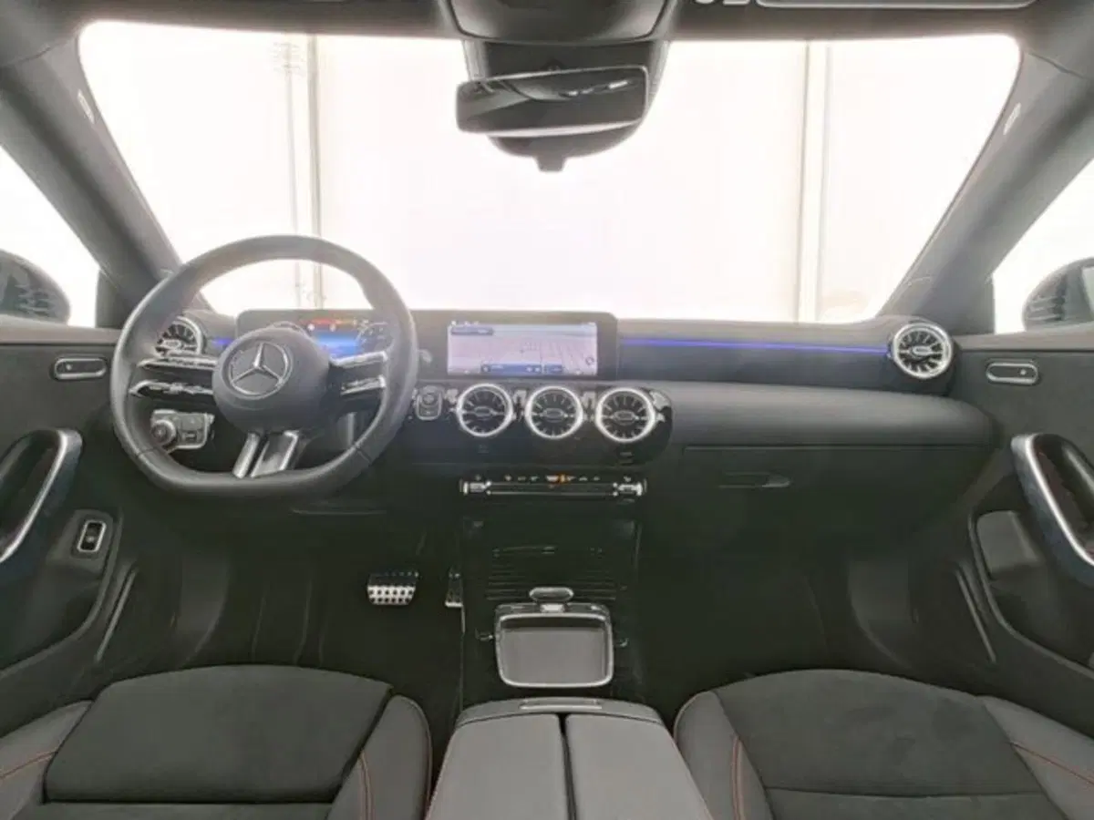 Mercedes-Benz CLA Shooting Brake usata a Novara (7)