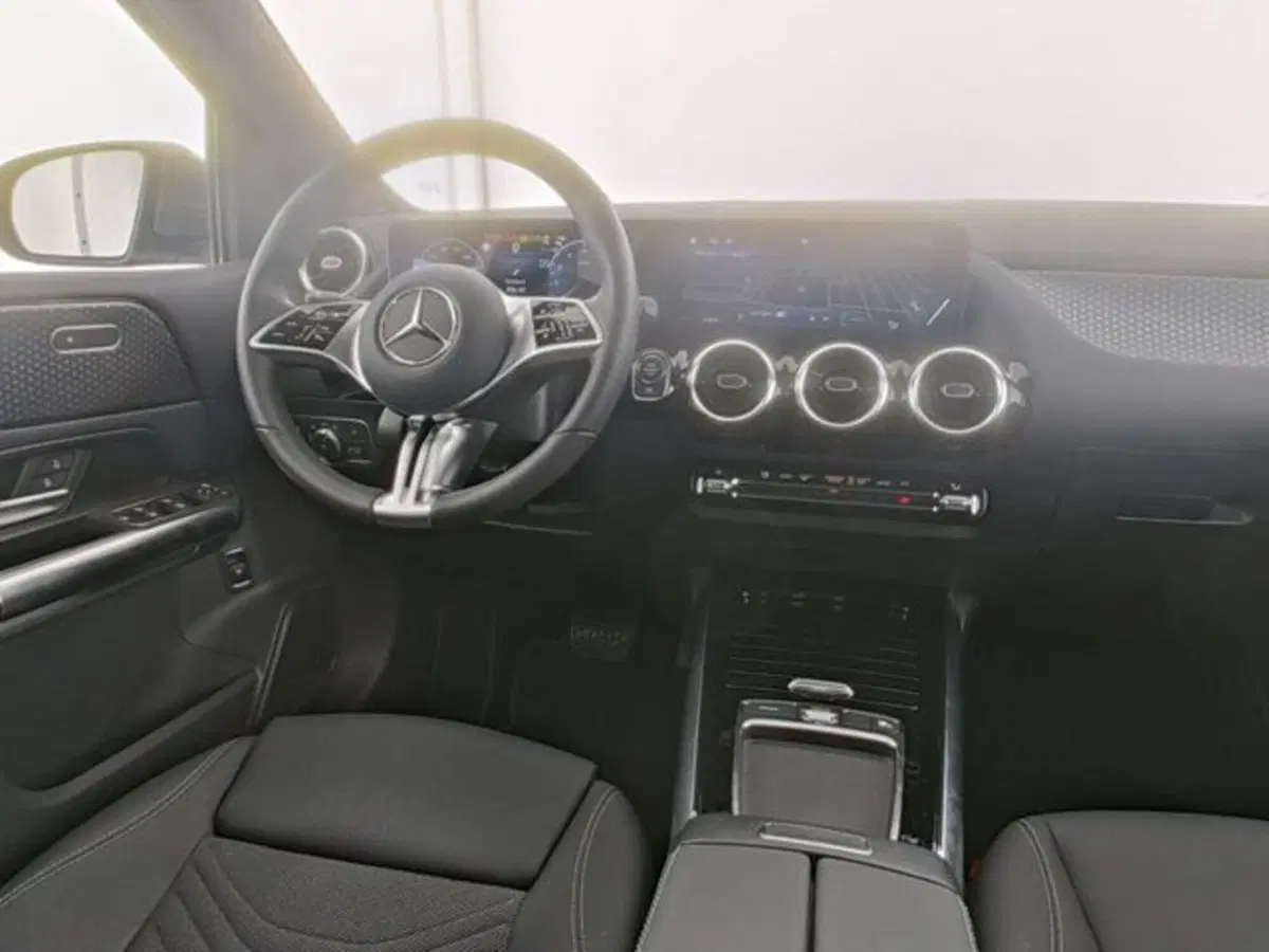 Mercedes-Benz Classe B usata a Novara (5)