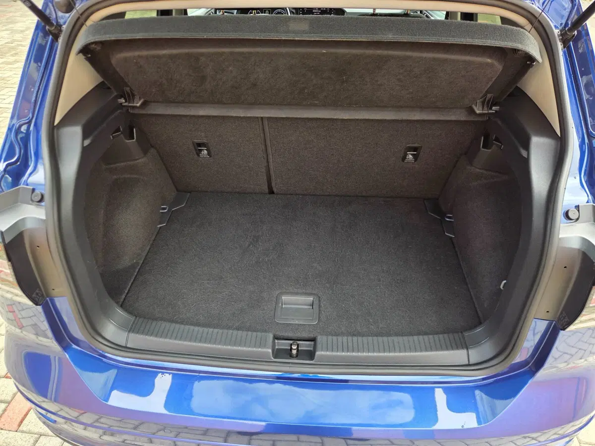 Volkswagen T-Cross usata a Torino (18)