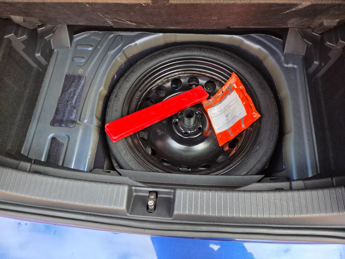 Volkswagen T-Cross usata a Torino (19)