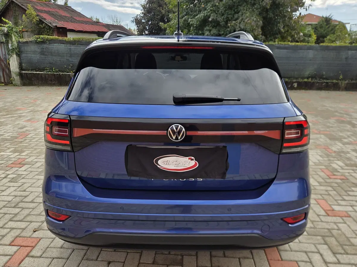 Volkswagen T-Cross usata a Torino (6)