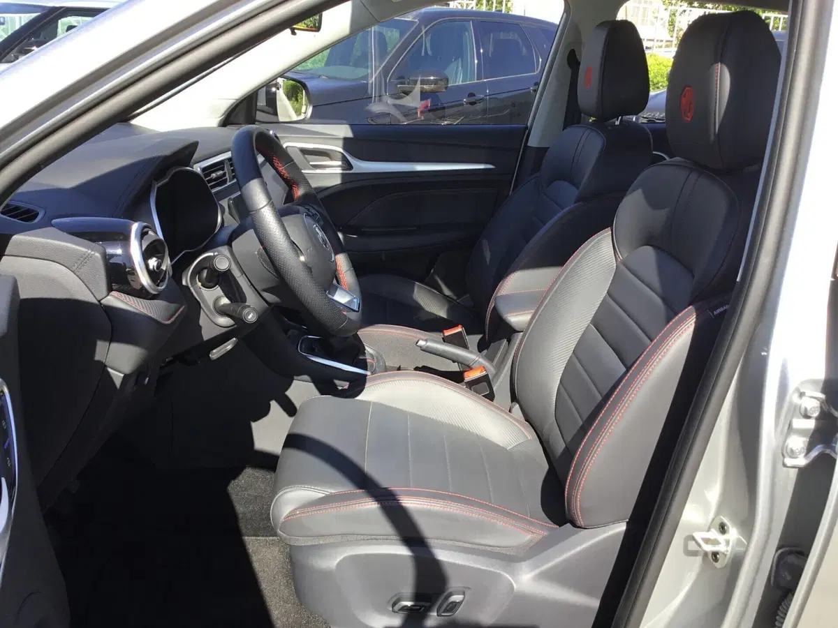 Mg ZS usata a Napoli (5)
