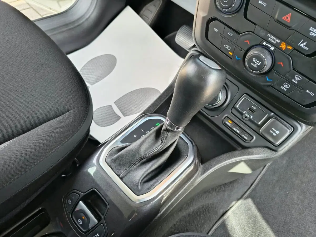 Jeep Renegade usata a Firenze (19)