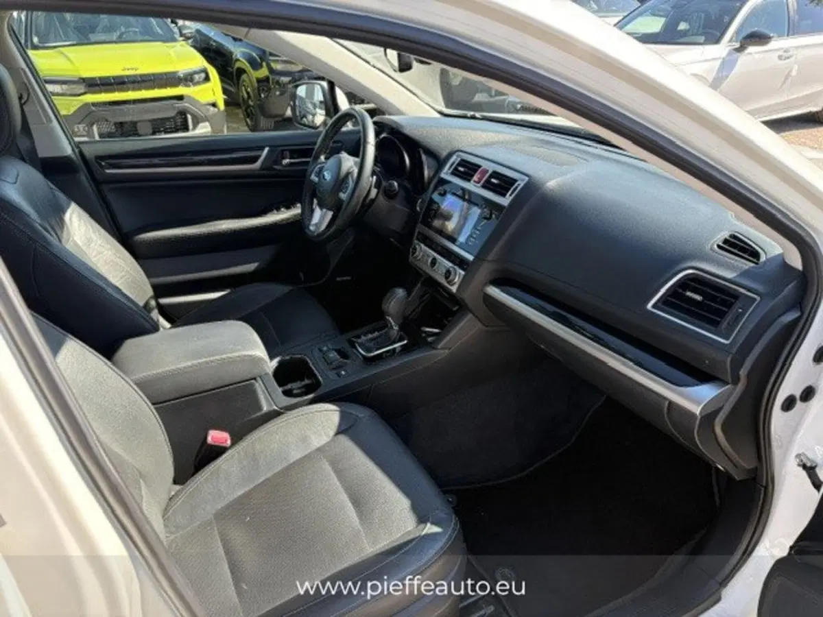 Subaru Outback usata a Teramo (11)