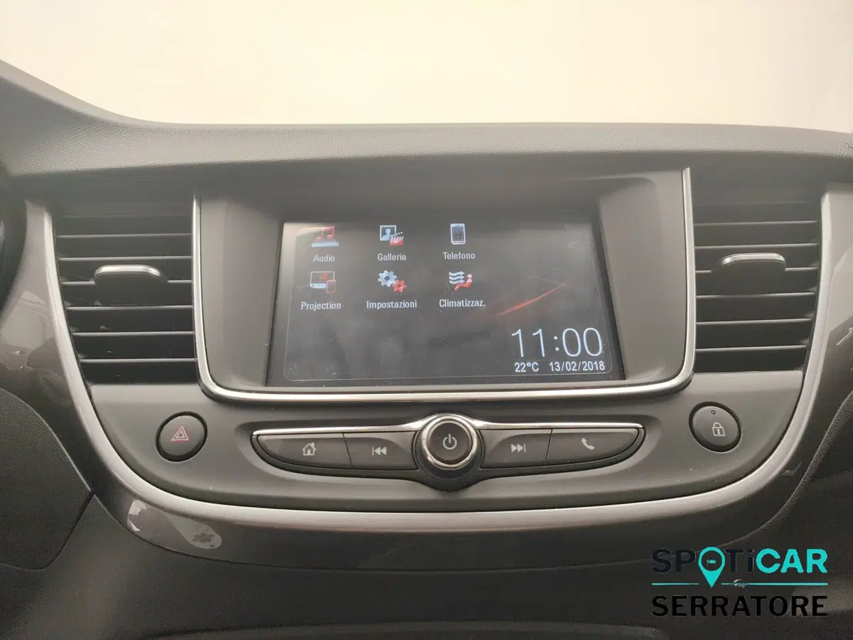 Opel Crossland X usata a Como (10)