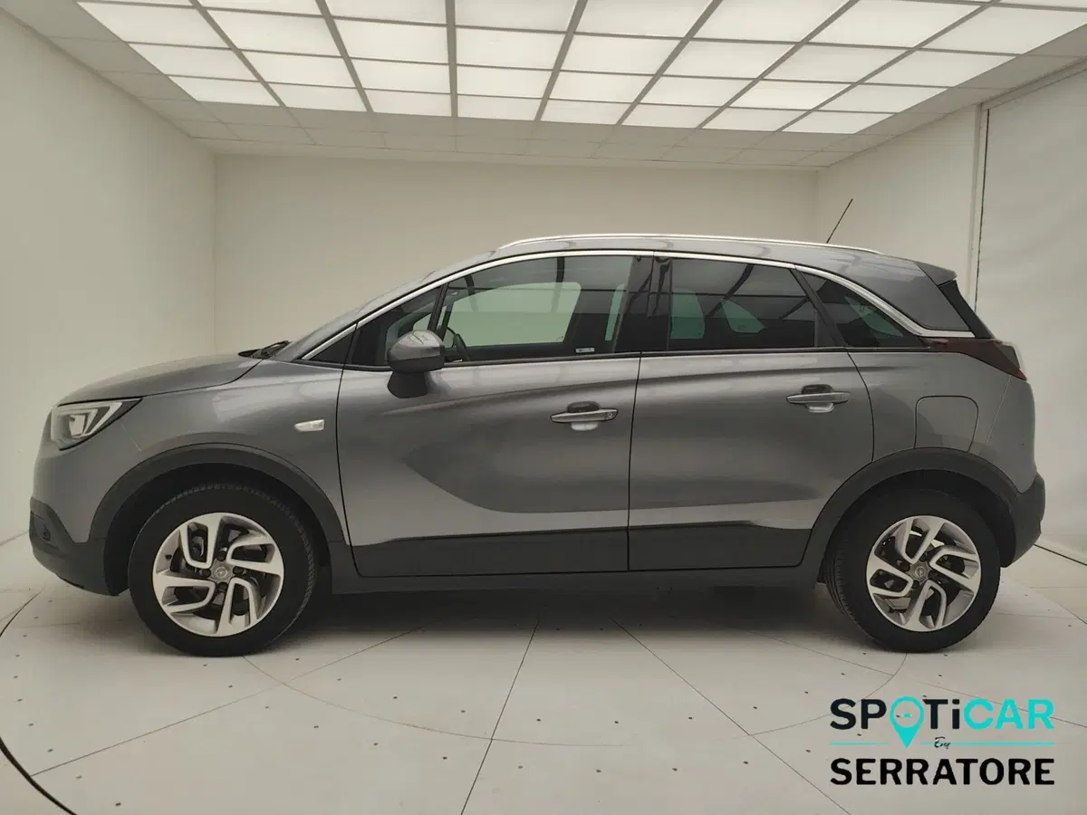 Opel Crossland X usata a Como (19)
