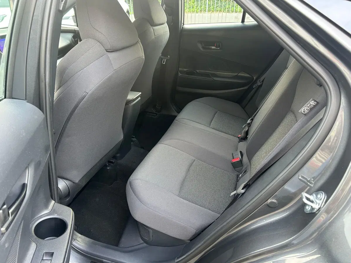 Toyota Toyota C-HR usata a Piacenza (14)