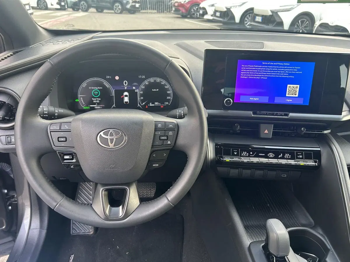 Toyota Toyota C-HR usata a Piacenza (15)