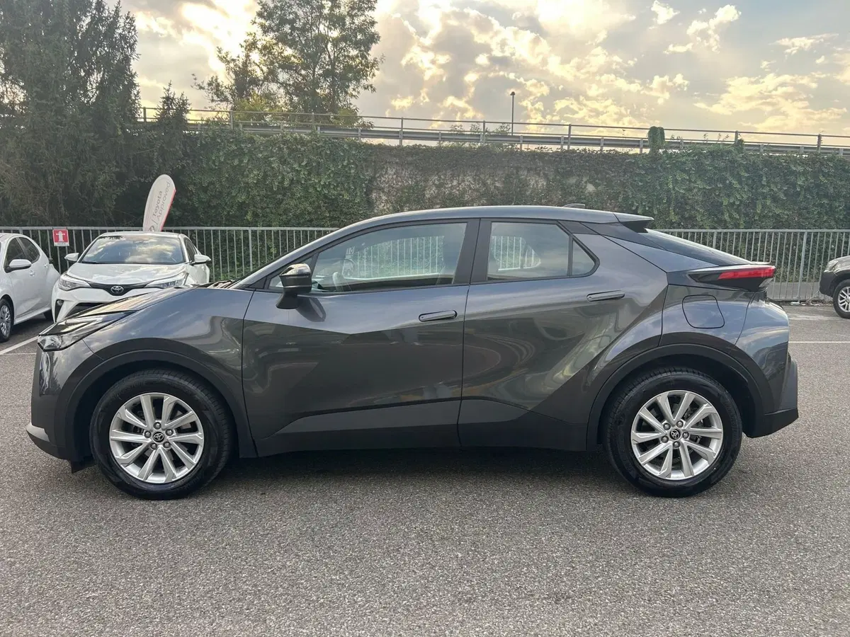 Toyota Toyota C-HR usata a Piacenza (4)