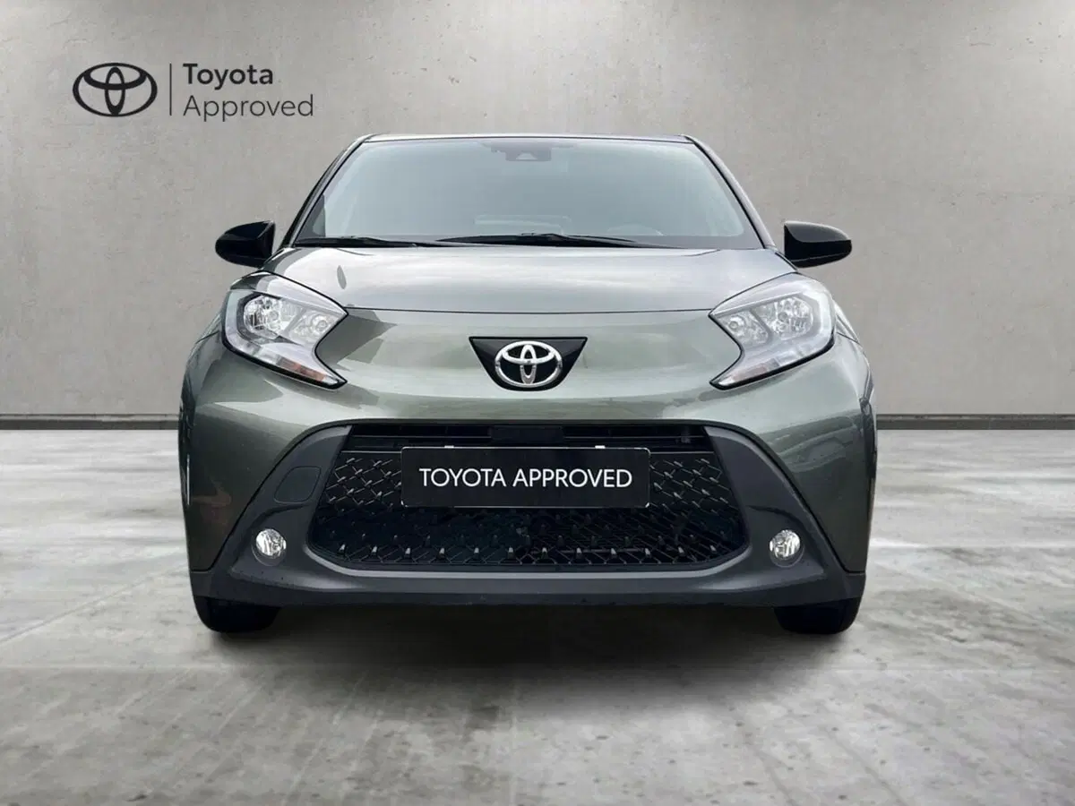 Toyota Aygo X usata a Sondrio (12)
