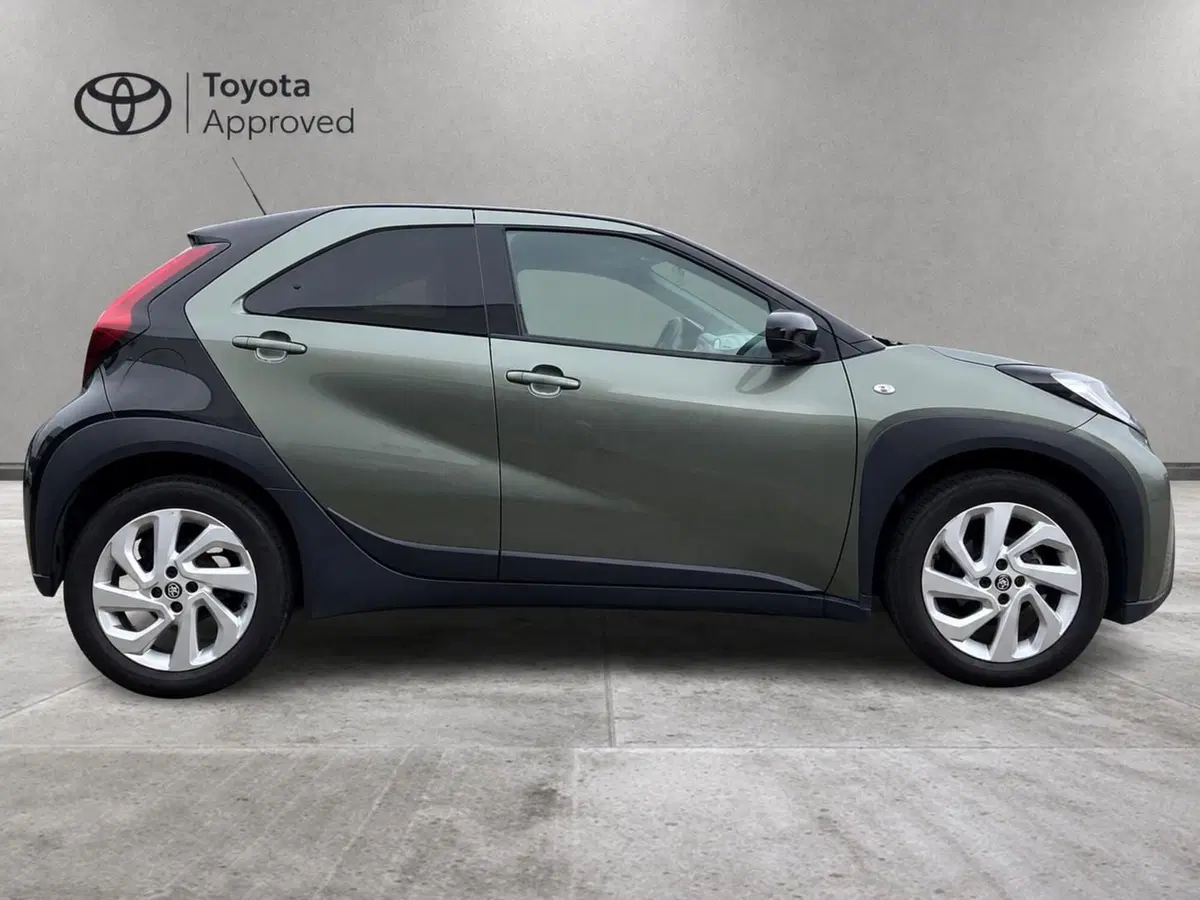 Toyota Aygo X usata a Sondrio (3)