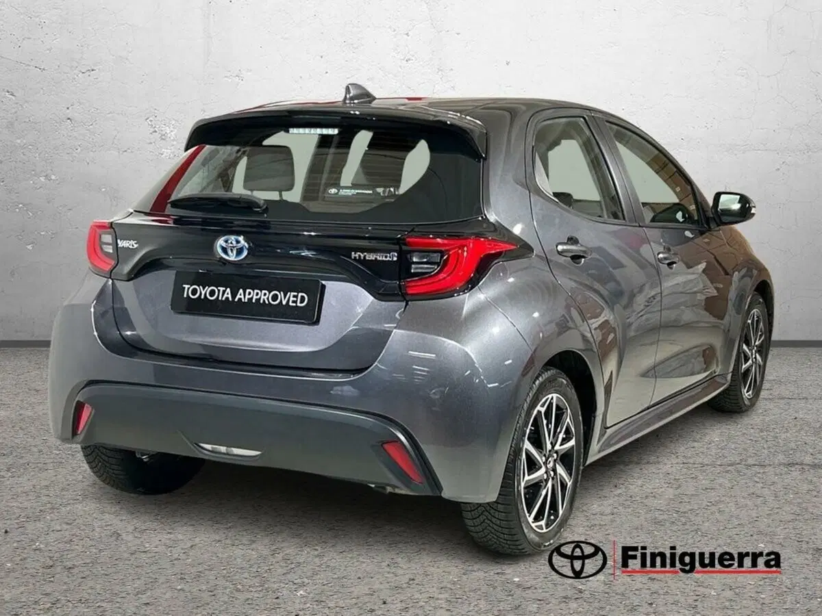 Toyota Yaris Cross usata a Lecco (5)
