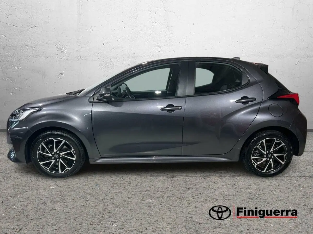 Toyota Yaris Cross usata a Lecco (7)