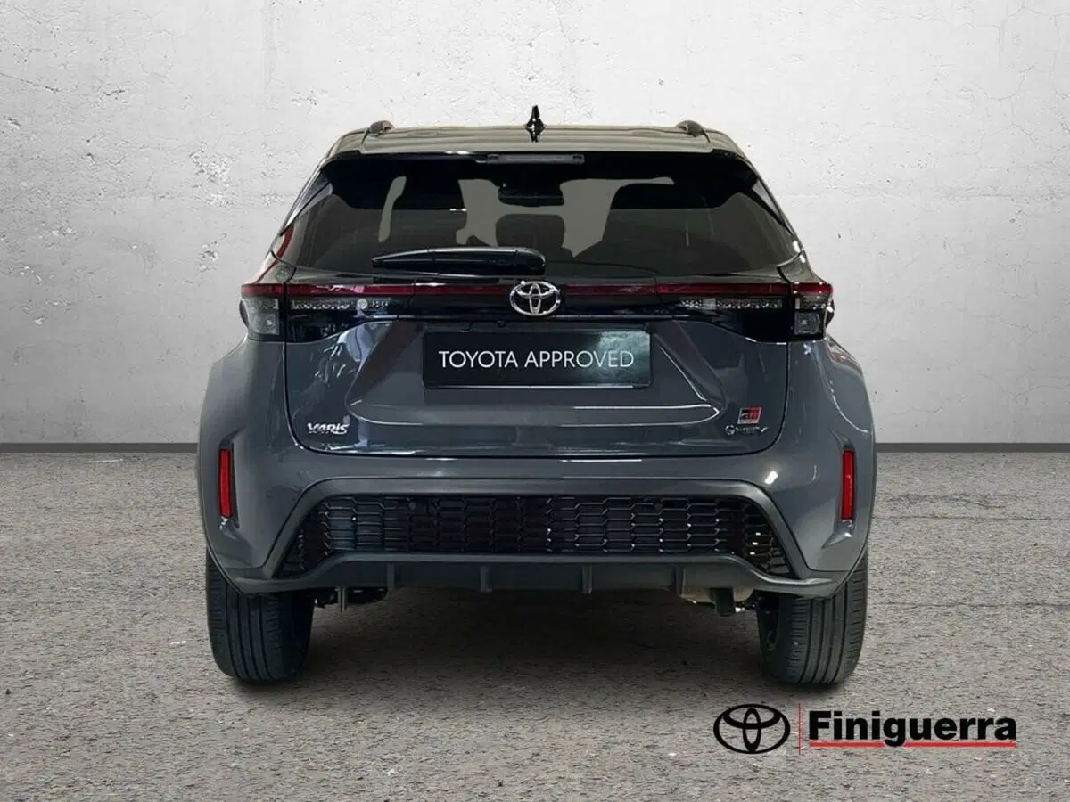 Toyota Yaris Cross usata a Lecco (4)