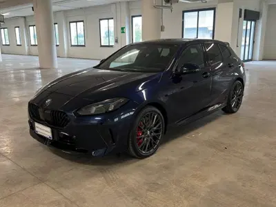 BMW Serie 1 120d cat 5 porte Attiva nuova a Moncalieri