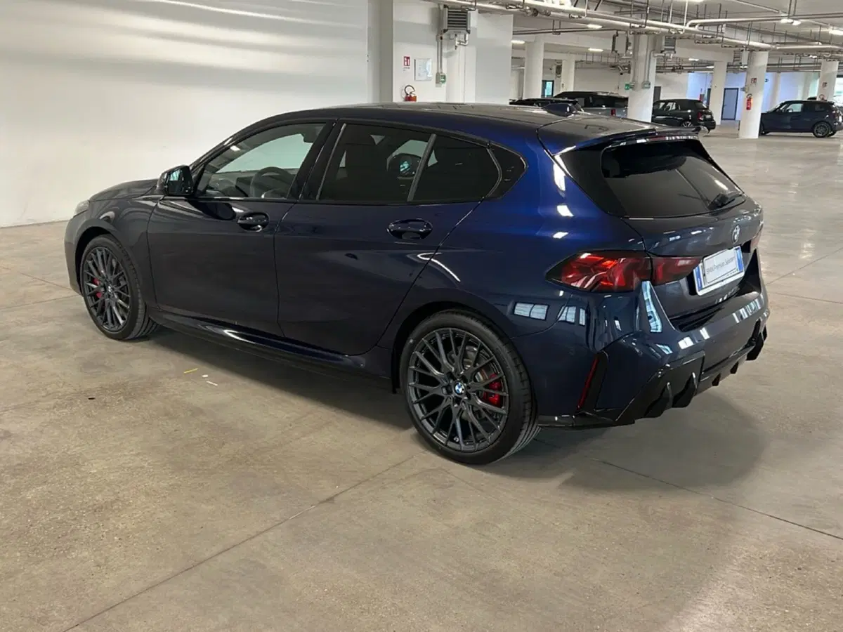 BMW Serie 1 nuova a Torino (3)