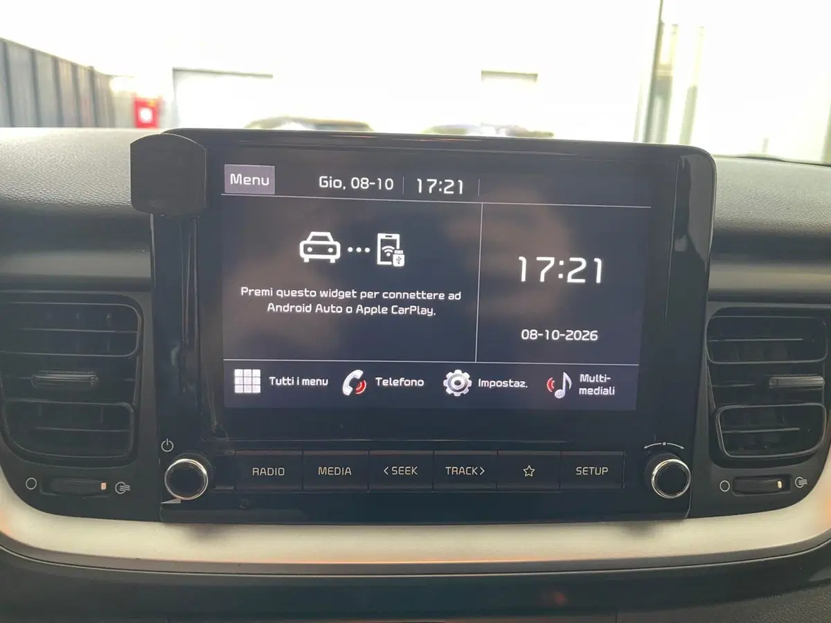 Kia Stonic usata a Napoli (12)