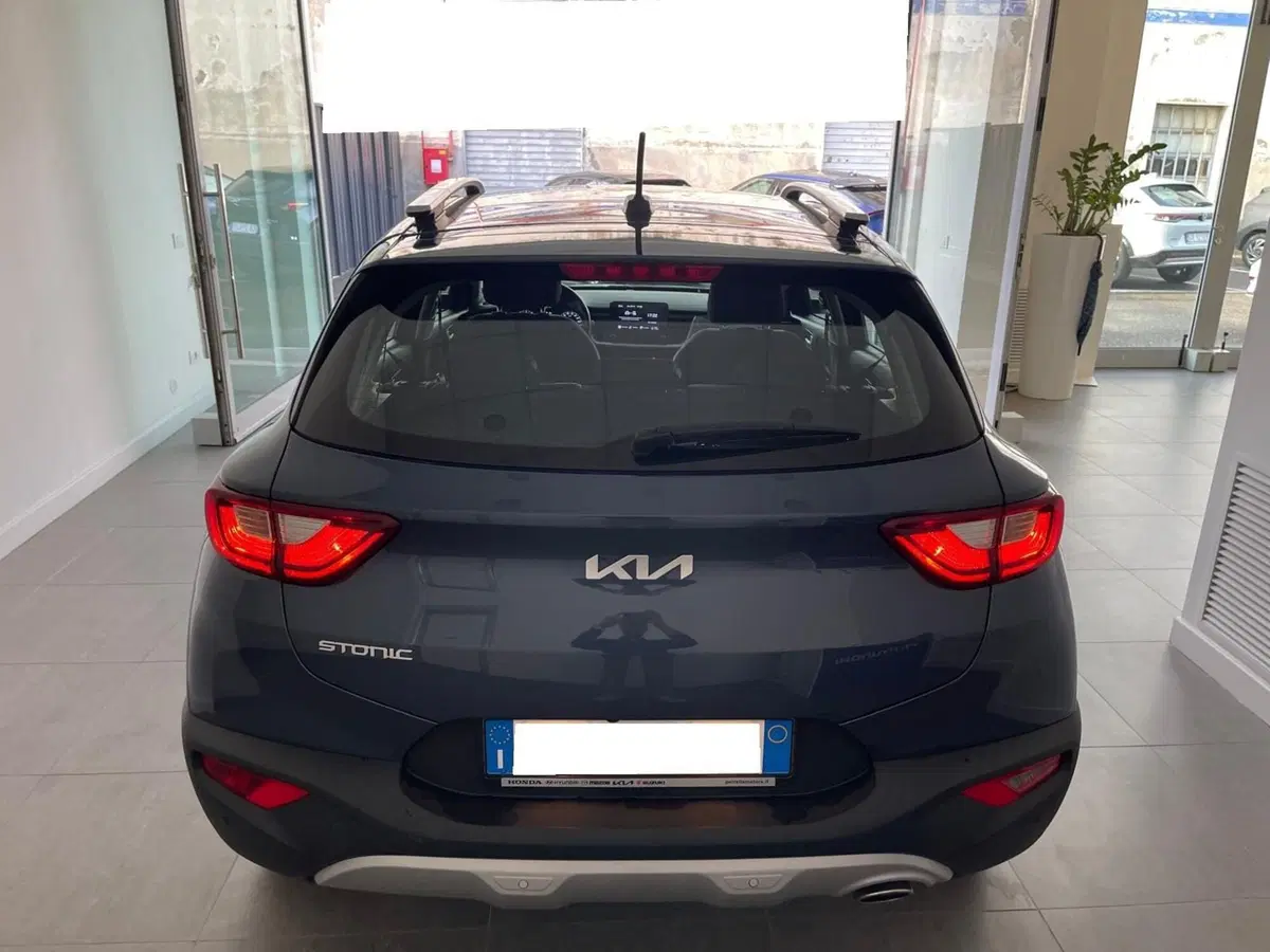 Kia Stonic usata a Napoli (6)