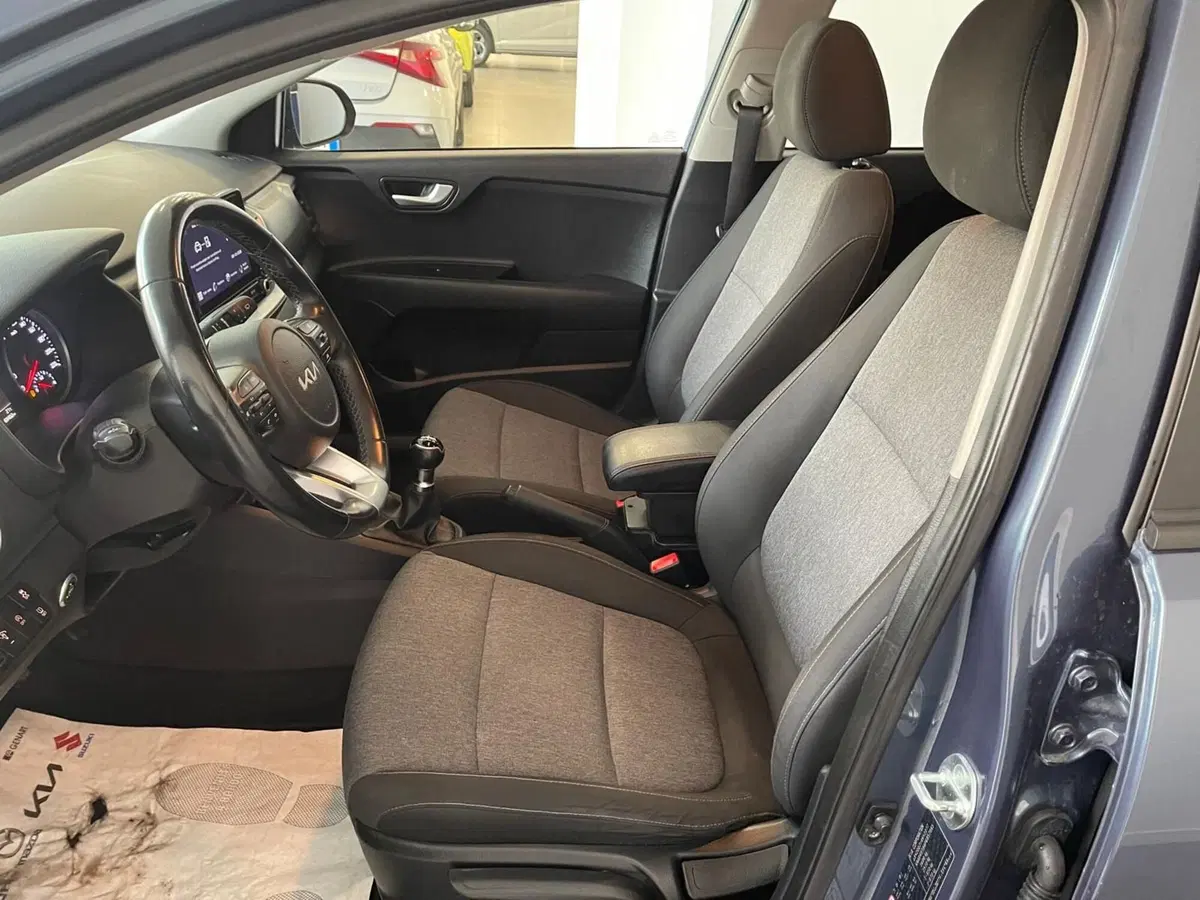 Kia Stonic usata a Napoli (7)