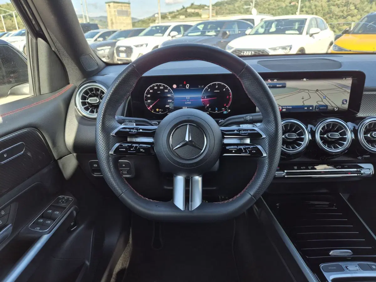 Mercedes-Benz GLB usata  (17)