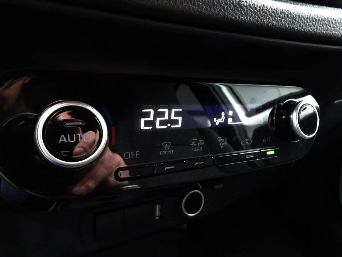 Toyota Aygo X usata a Treviso (18)