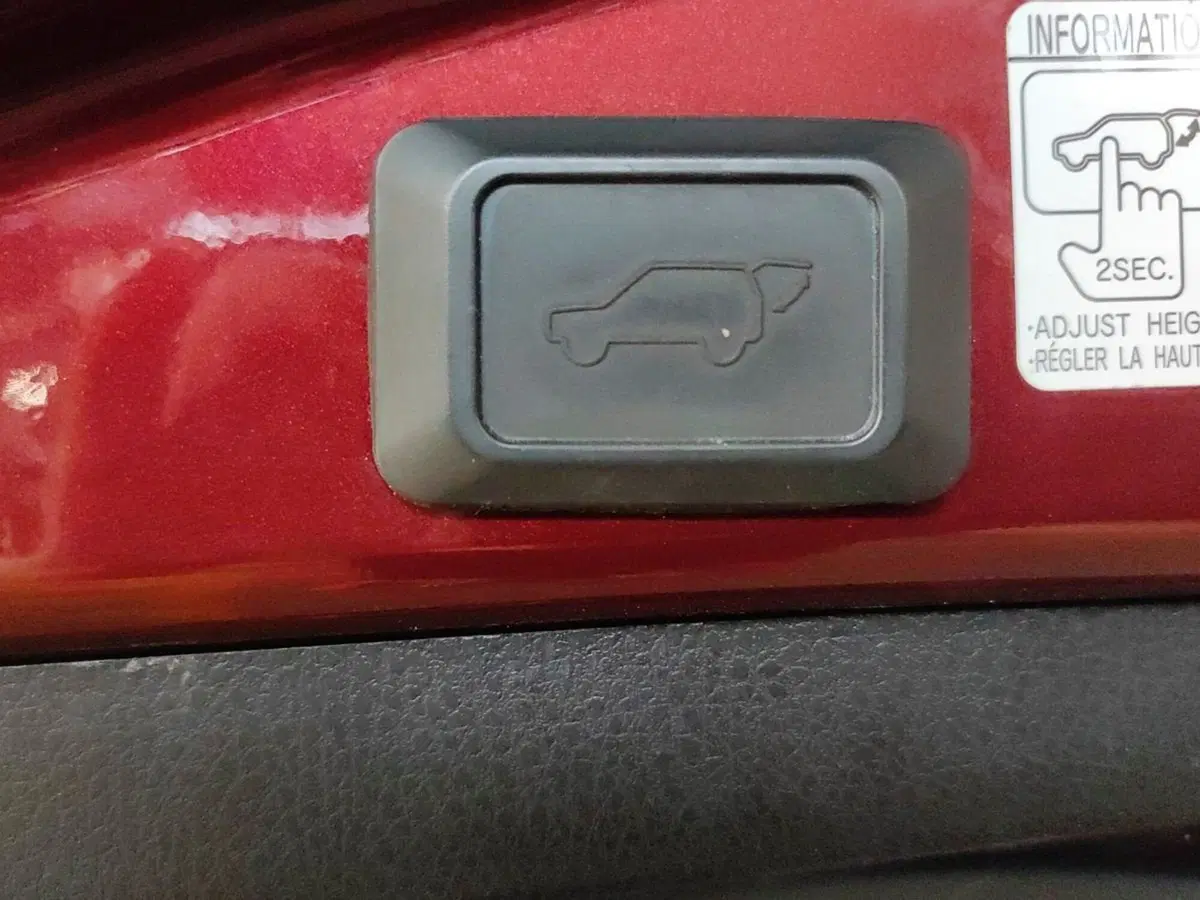 Toyota Rav4 usata a Milano (13)