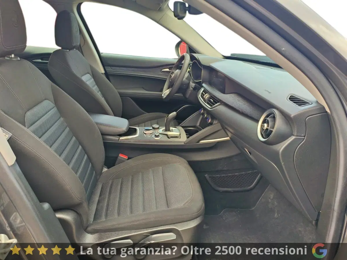 Alfa Romeo Stelvio usata a Pistoia (15)