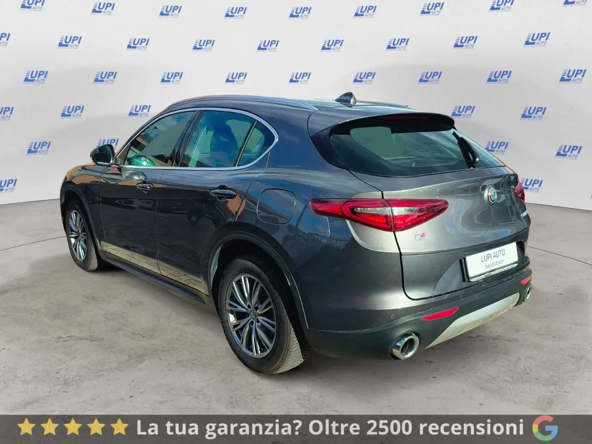 Alfa Romeo Stelvio usata a Pistoia (3)