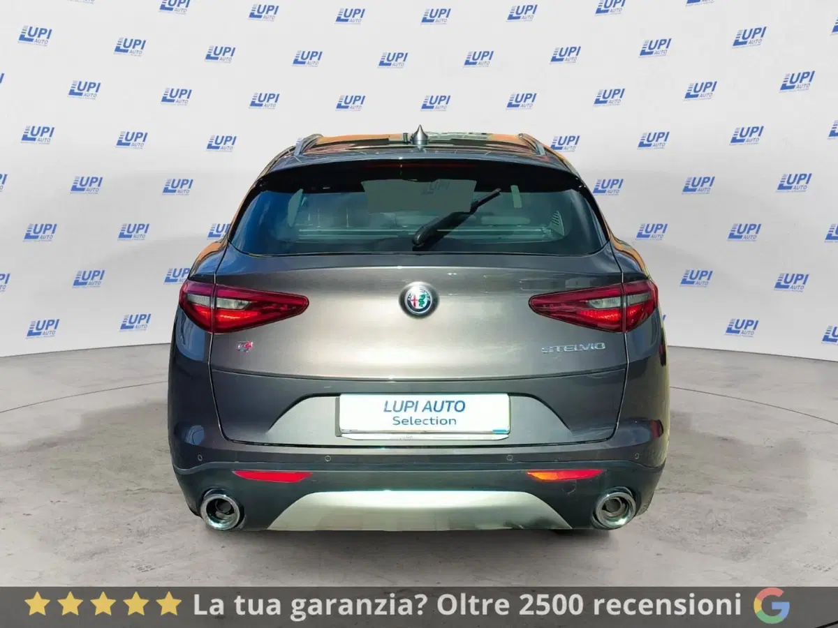 Alfa Romeo Stelvio usata a Pistoia (4)