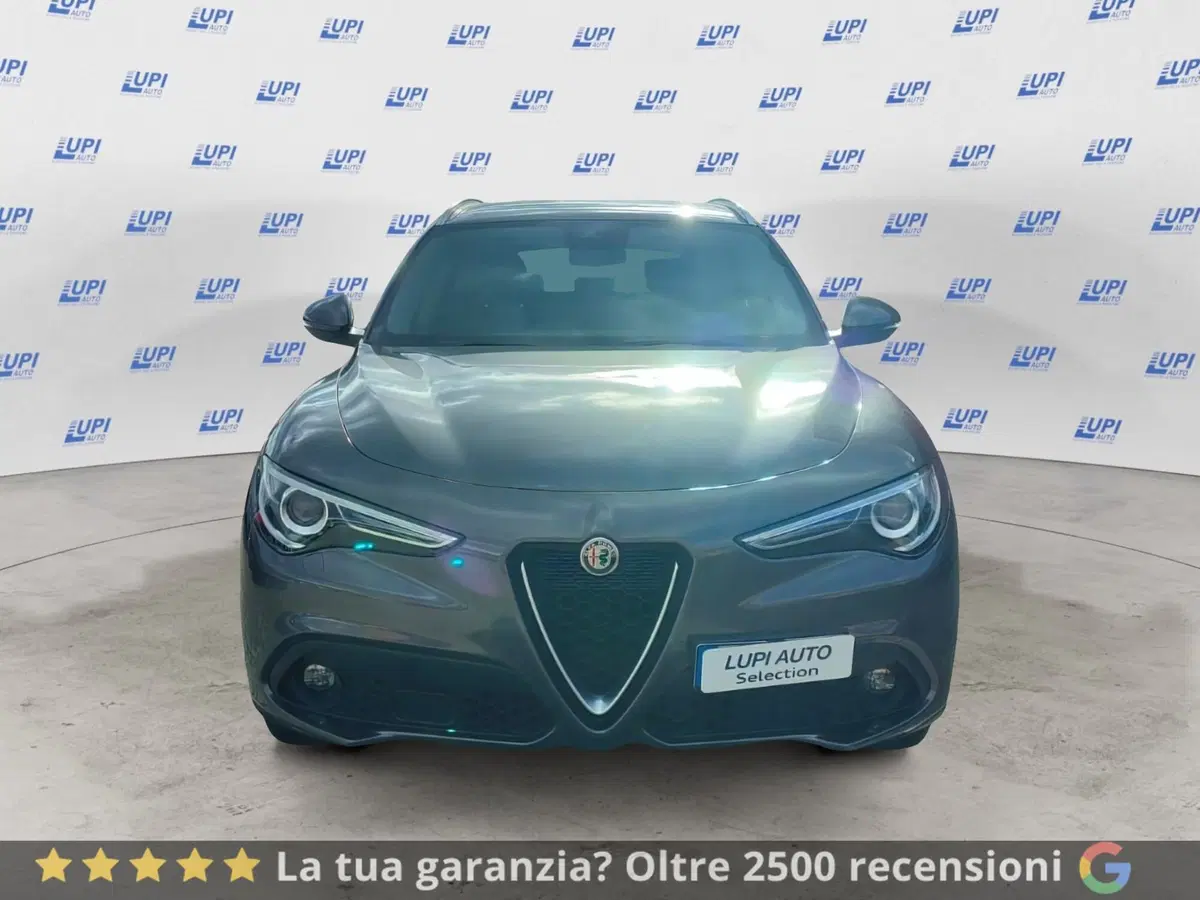 Alfa Romeo Stelvio usata a Pistoia (7)