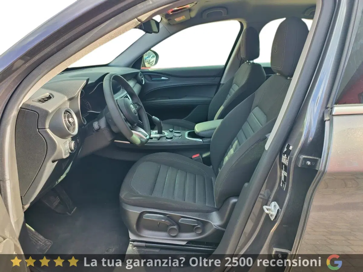 Alfa Romeo Stelvio usata a Pistoia (8)